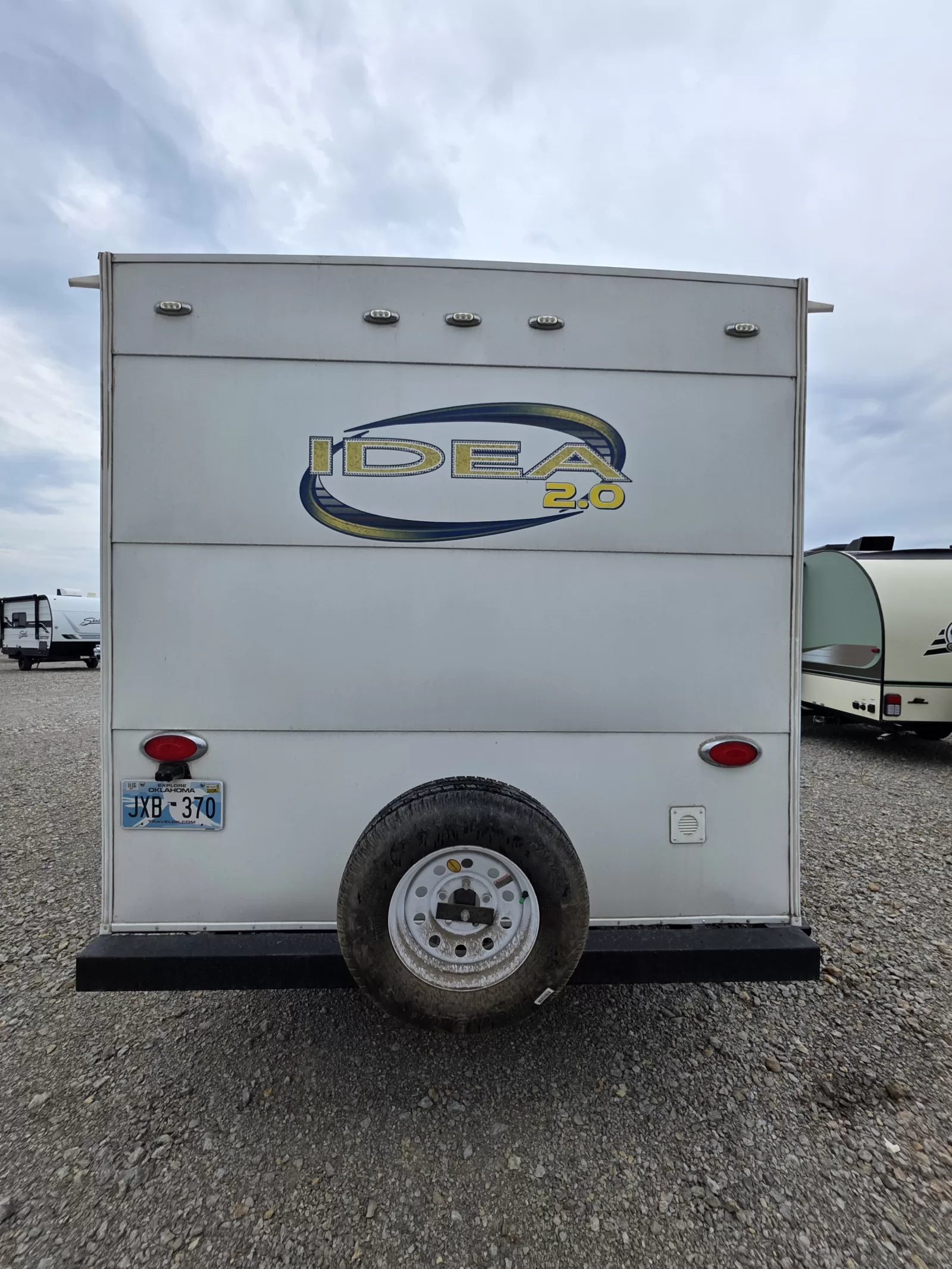 2018 Travel Lite Idea Series i18 2.0 travel trailer interior detail available at Bell Camper Sales in Bartlesville, Oklahoma
