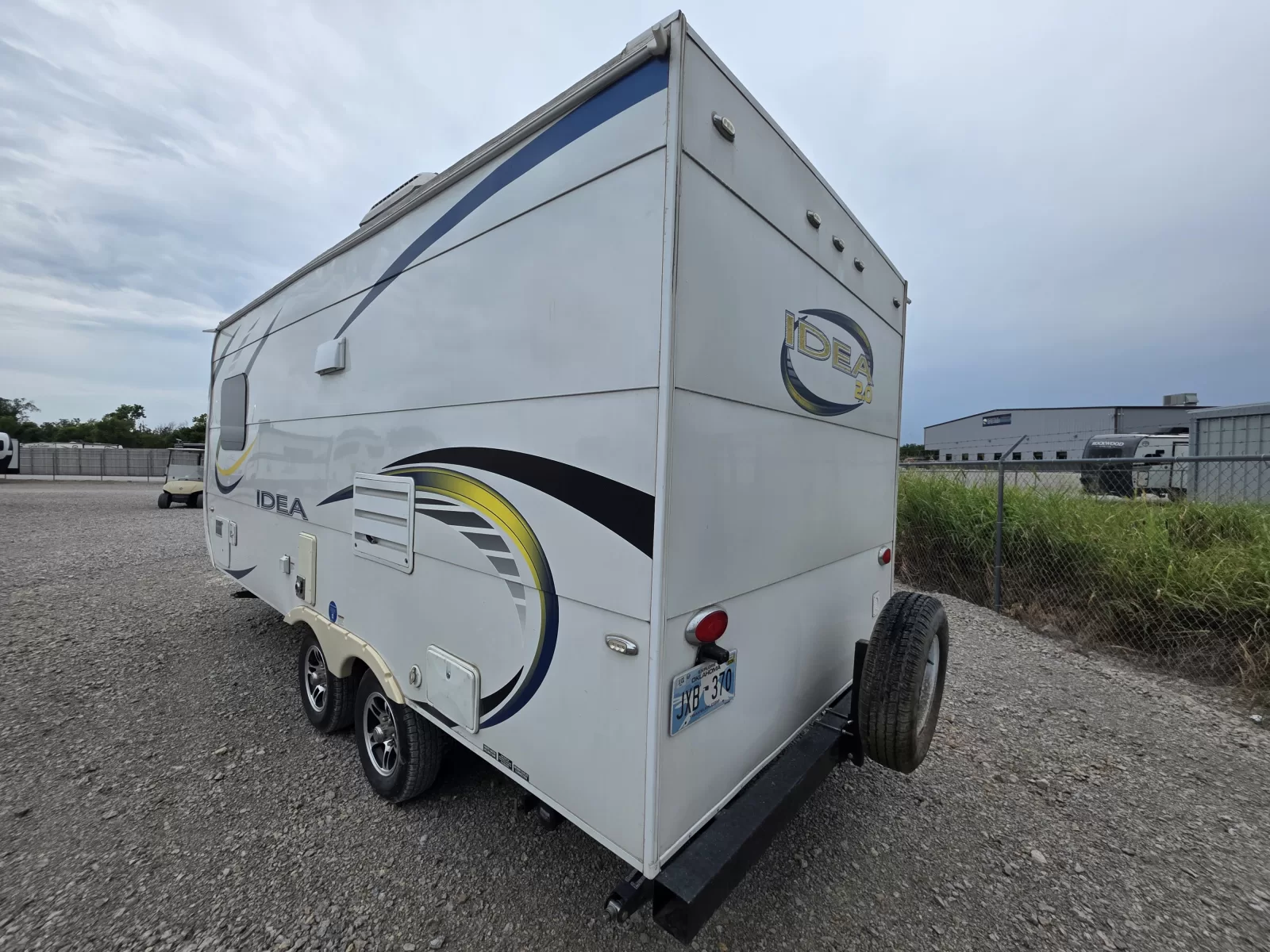 2018 Travel Lite Idea Series i18 2.0 travel trailer amenities available at Bell Camper Sales in Bartlesville, Oklahoma