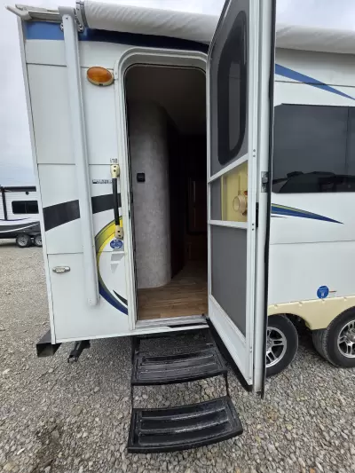 Used 2018 Travel Lite Idea Series i18 2.0 — photo 12
