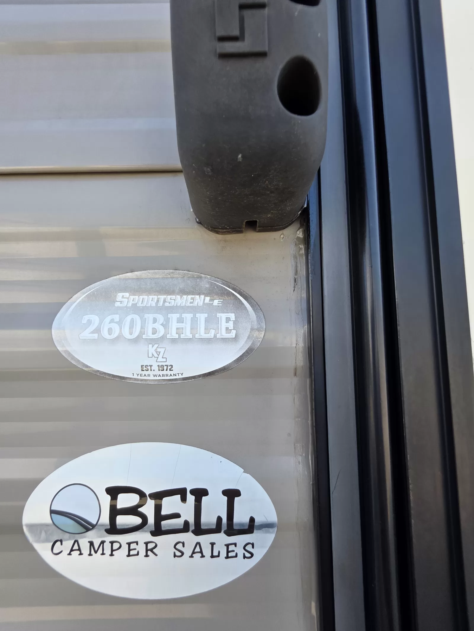 2018 KZ Sportsmen 260BH travel trailer kitchen and dining area available at Bell Camper Sales in Bartlesville, Oklahoma