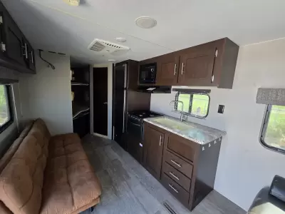 Used 2018 KZ Sportsmen 260BH — photo 15
