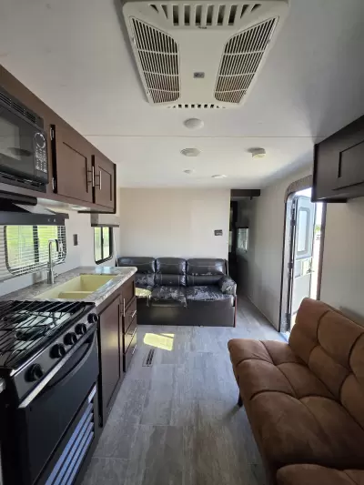 Used 2018 KZ Sportsmen 260BH — photo 19