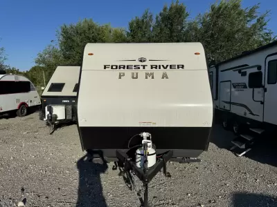 Used 2025 Forest River RV Palomino Puma 16BHC — photo 2