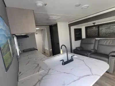 Used 2025 Coachmen RV Shasta Oasis 526RBS — photo 13