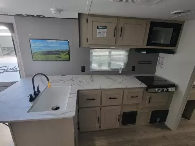 Used 2025 Coachmen RV Shasta Oasis 526RBS — photo 17