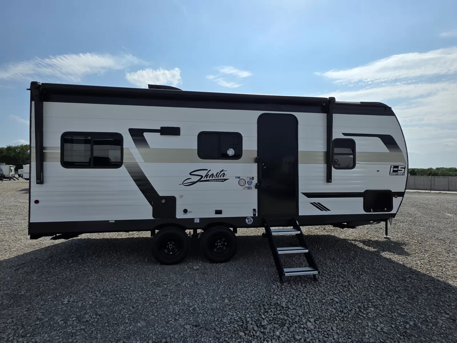 2027 Shasta 521CK travel trailer climate control features available at Bell Camper Sales in Bartlesville, Oklahoma
