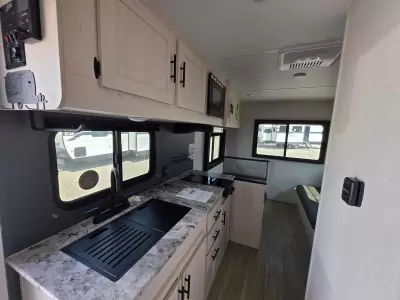 New 2027 Shasta RVs i-5 Edition 521CK — photo 17