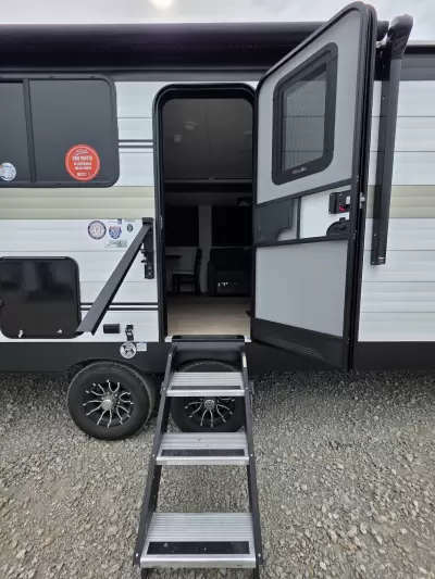 New 2027 Shasta Oasis 30RKS — photo 14