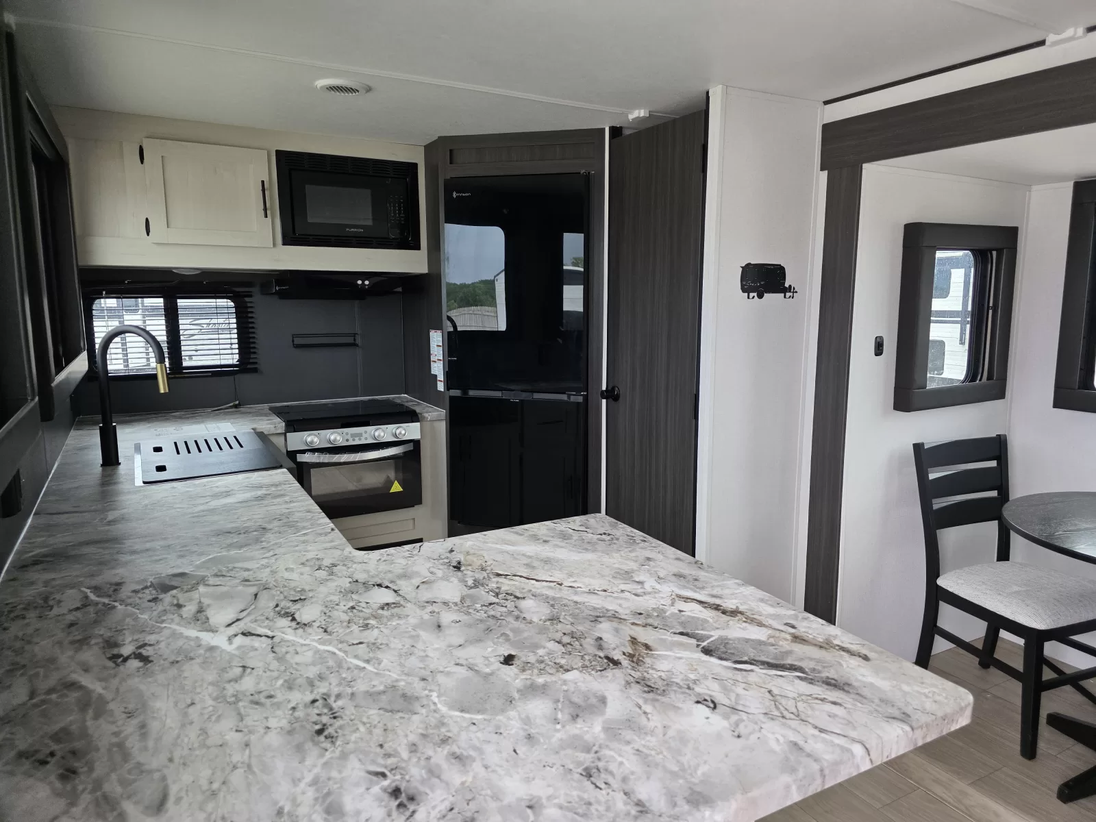 2027 Shasta Oasis 30RKS travel trailer interior detail available at Bell Camper Sales in Bartlesville, Oklahoma