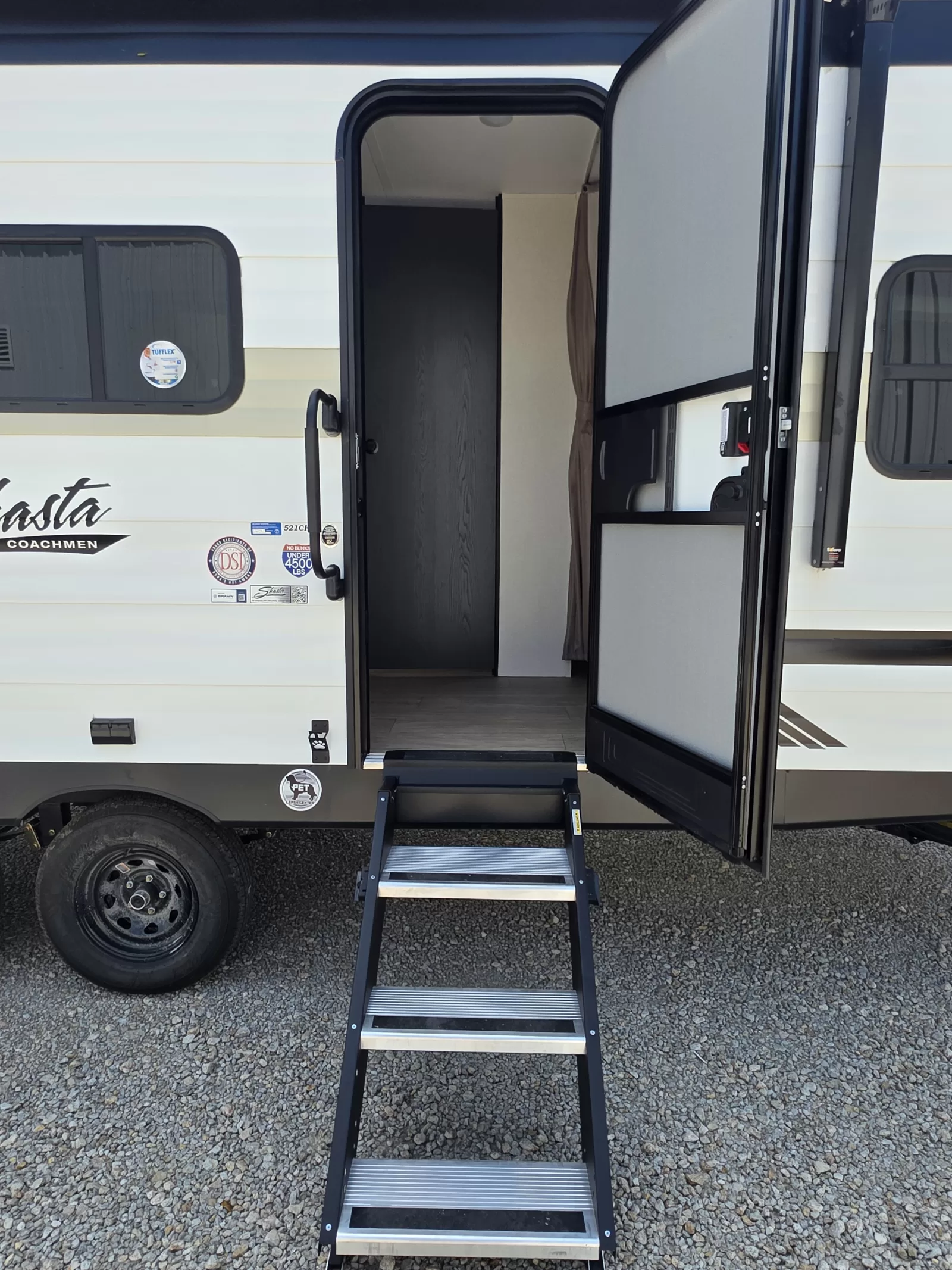2027 Shasta Oasis 521CK travel trailer detail view available at Bell Camper Sales in Bartlesville, Oklahoma