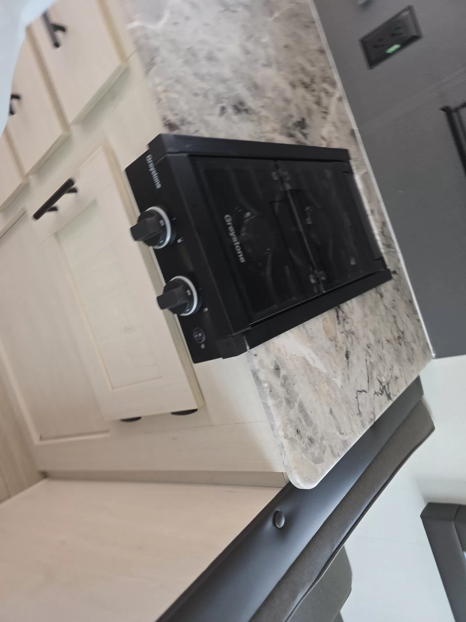 2027 Shasta Oasis 521CK travel trailer amenities available at Bell Camper Sales in Bartlesville, Oklahoma