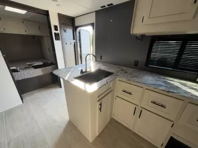 New 2027 Shasta Oasis 526RBS — photo 16