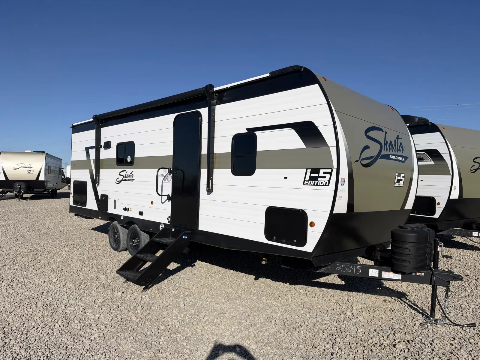 2027 Shasta 526RBS travel trailer exterior view available at Bell Camper Sales in Bartlesville, Oklahoma