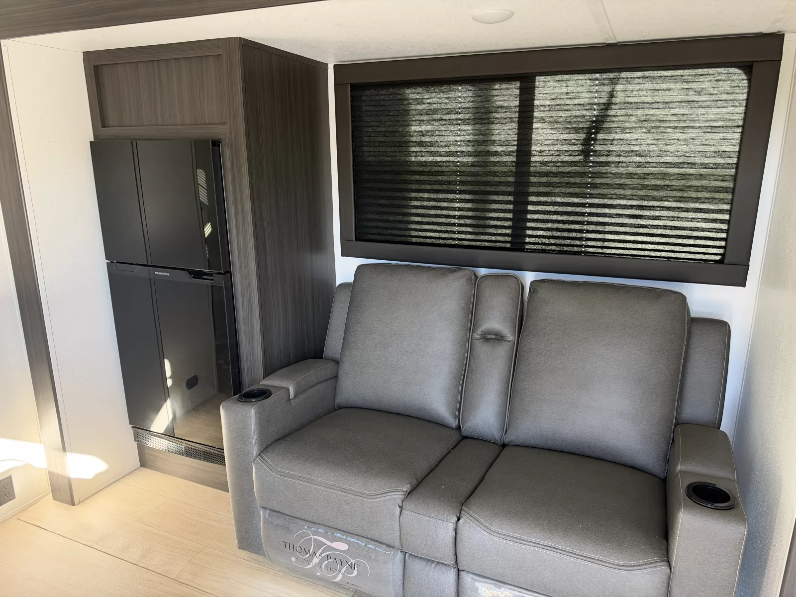 2027 Shasta 526RBS travel trailer detail view available at Bell Camper Sales in Bartlesville, Oklahoma