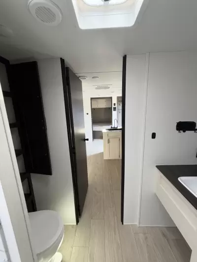 New 2027 Shasta RVs Oasis 526RBS — photo 33