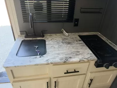 New 2027 Shasta Oasis 18DBL — photo 16