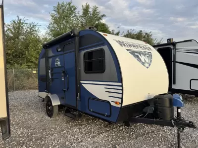 Used 2017 Winnebago Minnie Drop 170K for sale in Tulsa