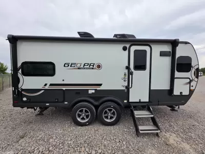 Used 2025 ROCKWOOD Geo Pro 20FK — photo 9