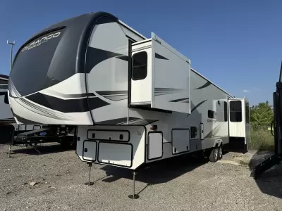 Used 2025 KZ Durango 393MKF — photo 4