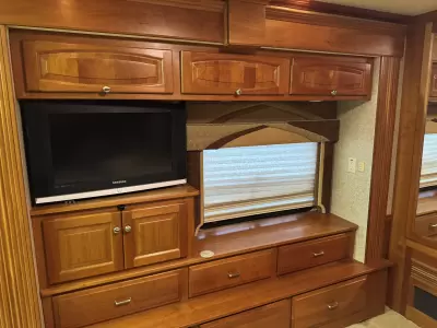 Used 2008 Dutch Star Spartan m-4320 425 hp — photo 23