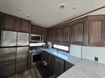 Used 2021 KZ Durango Gold 391RKQ — photo 19