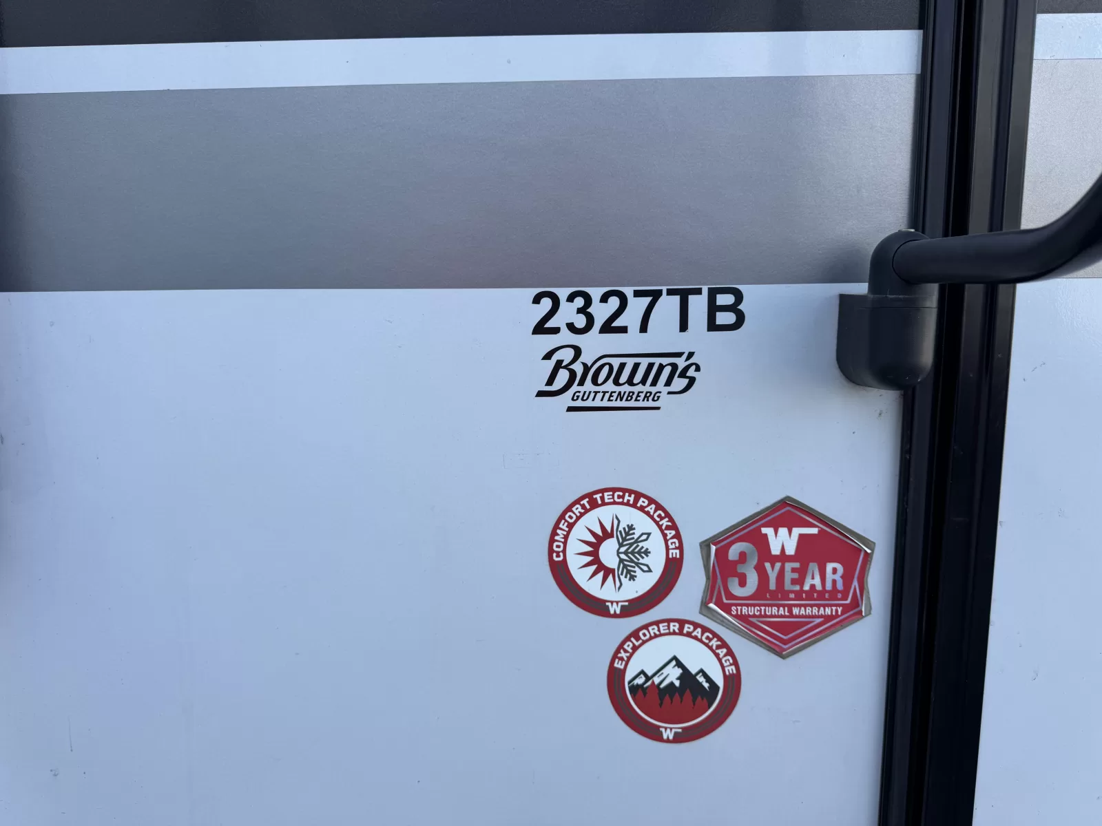 2022 Winnebago Minnie 2327TB travel trailer kitchen area at Bell Camper Sales in Bartlesville, Oklahoma