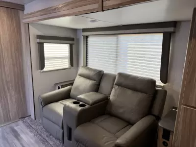 Used 2022 Winnebago Micro Minnie 2327TB — photo 16