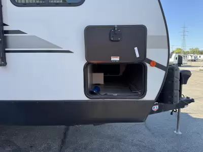 Used 2022 Winnebago Micro Minnie 2327TB — photo 22