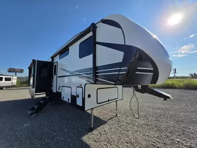 Used 2022 KZ DURANGO 283RLT for sale in Bartlesville