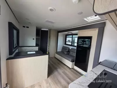 New 2026 Shasta RVs i-5 Edition 525RS — photo 18