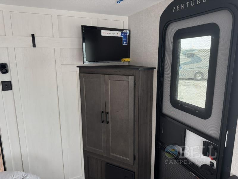 New 2026 Venture RV Stratus SR262VFK