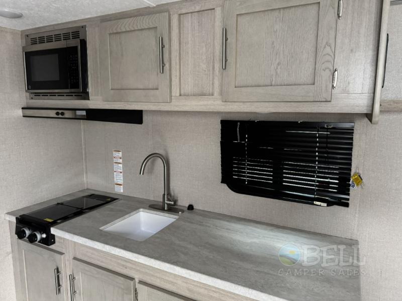 Used 2023 Coachmen RV Catalina Summit Series 7 164RB