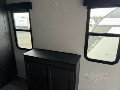 New 2026 Venture RV Stratus SR302VBH — photo 8