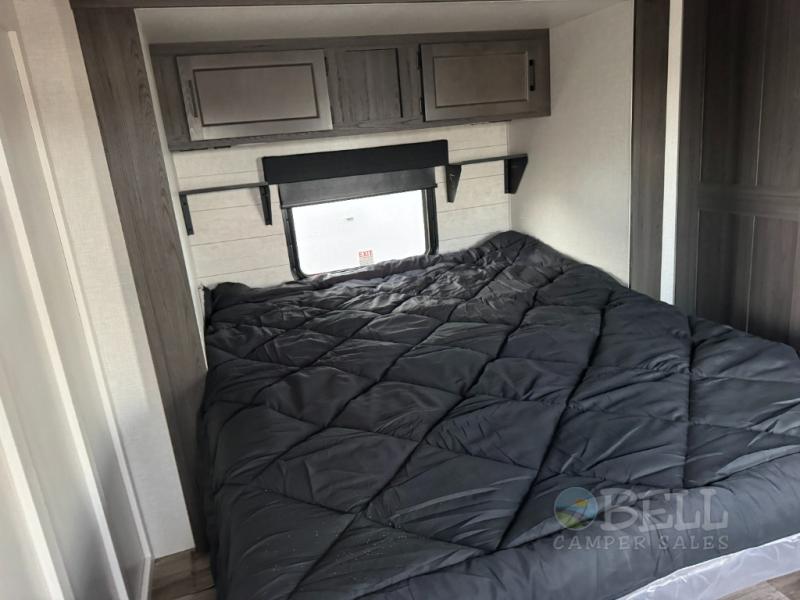 New 2026 Venture RV Stratus SR302VBH