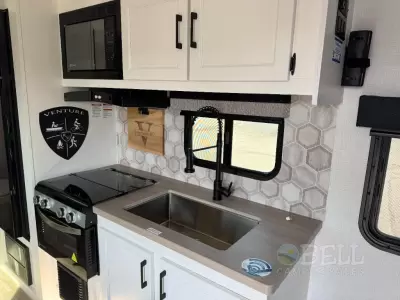 New 2026 Venture RV SportTrek Stinger STS192VRB — photo 13