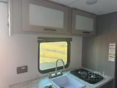 Used 2024 Dutchmen RV Coleman 17B — photo 9