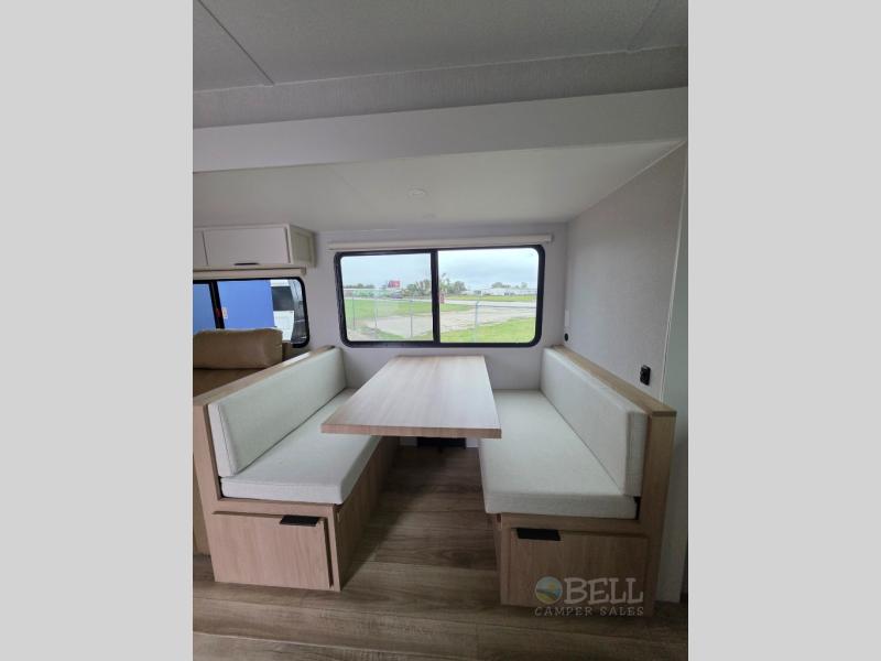 New 2026 Winnebago Thrive 26FKD
