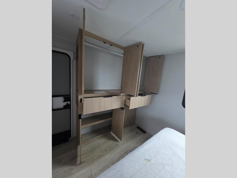 New 2026 Winnebago Thrive 26FKD