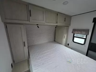 New 2026 Shasta RVs i-5 Edition 533BH — photo 36