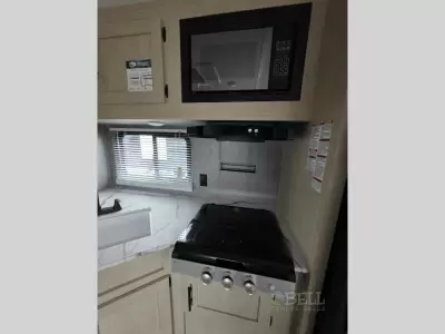 New 2026 Shasta RVs i-5 Edition 533BH — photo 23