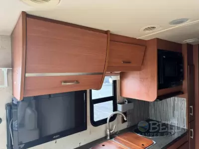 Used 2013 Winnebago View Profile 24G — photo 10