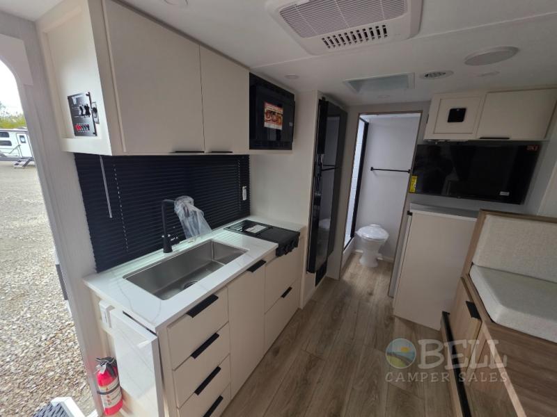 New 2026 Winnebago Micro Minnie 2108TB