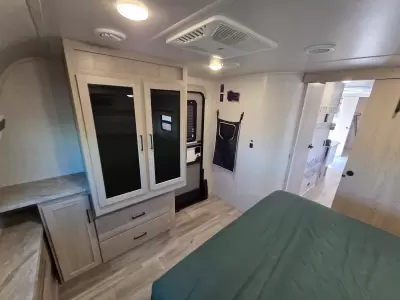 Used 2022 Forest River RV Rockwood Ultra Lite 2911BS — photo 11