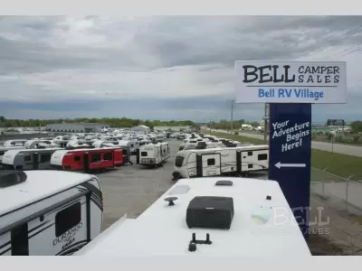 New 2026 Winnebago Thrive 22MBH — photo 23