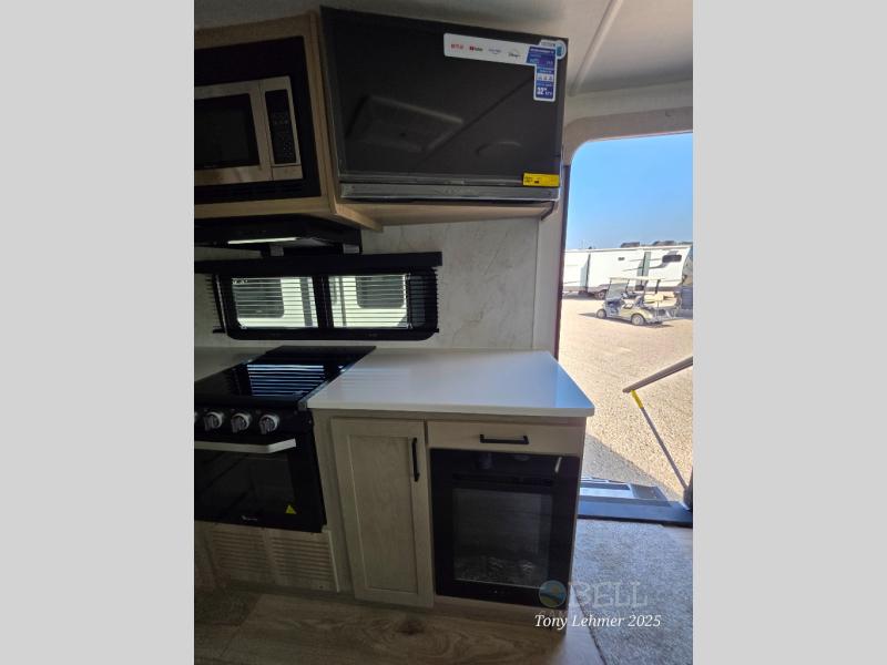 New 2026 Forest River RV Rockwood Ultra Lite 2618RD
