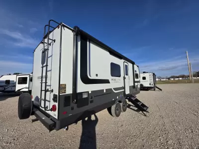 New 2027 ROCKWOOD Mini Lite 2523MBR — photo 9