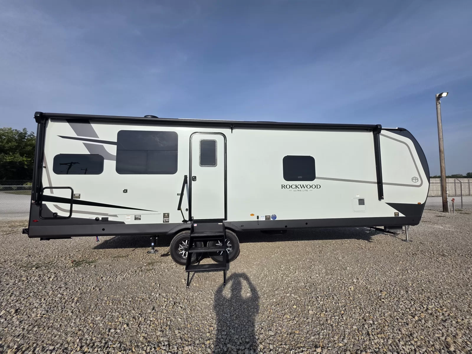 2027 Forest River Rockwood Ultra Lite 2711RK travel trailer detail view available at Bell Camper Sales in Bartlesville, Oklahoma