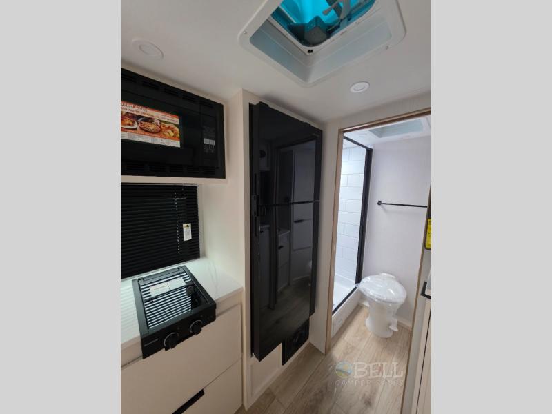 New 2026 Winnebago Micro Minnie 2108TB