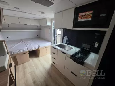 New 2026 Winnebago Micro Minnie 2108TB — photo 21