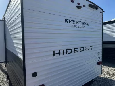 New 2027 Keystone RV Hideout Mini 199BHS — photo 5